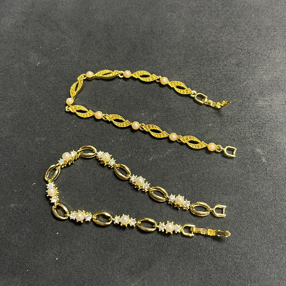2 bracelets gold plated faux pearl